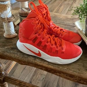 Nike zoom hyperdunk orange